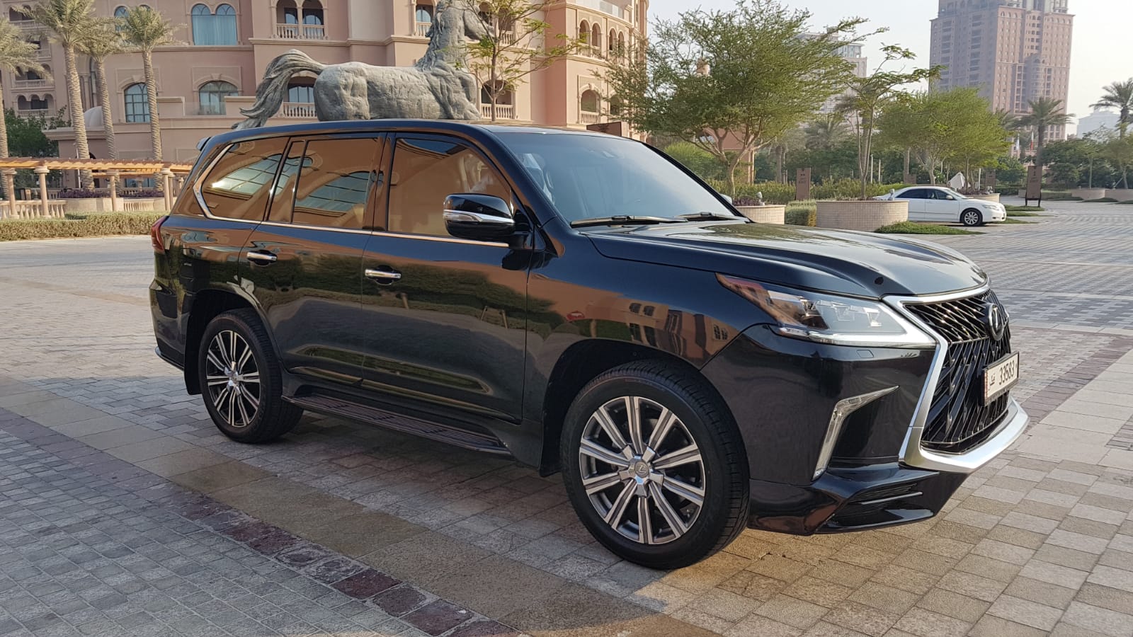 Premium luxury car service in Doha by Doha Cabs Limousine